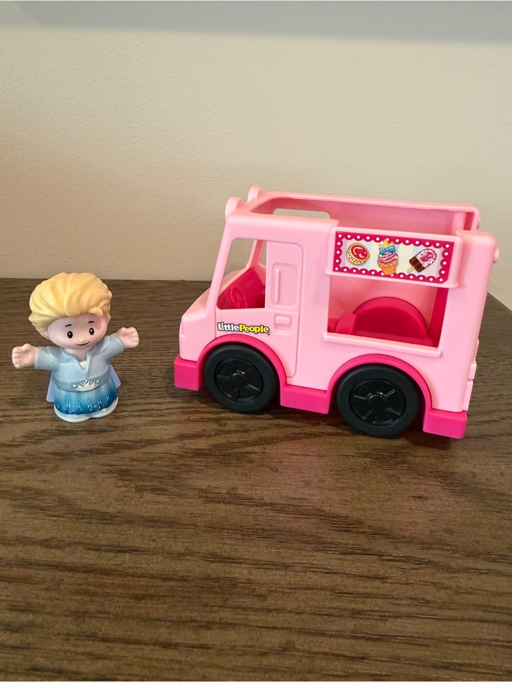 Fisher-Price Little People Elsa and Barbie Toy Car ice cream truck